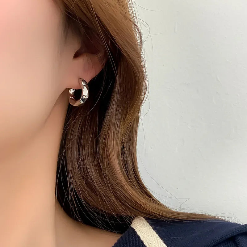 Molly Mini Hoops